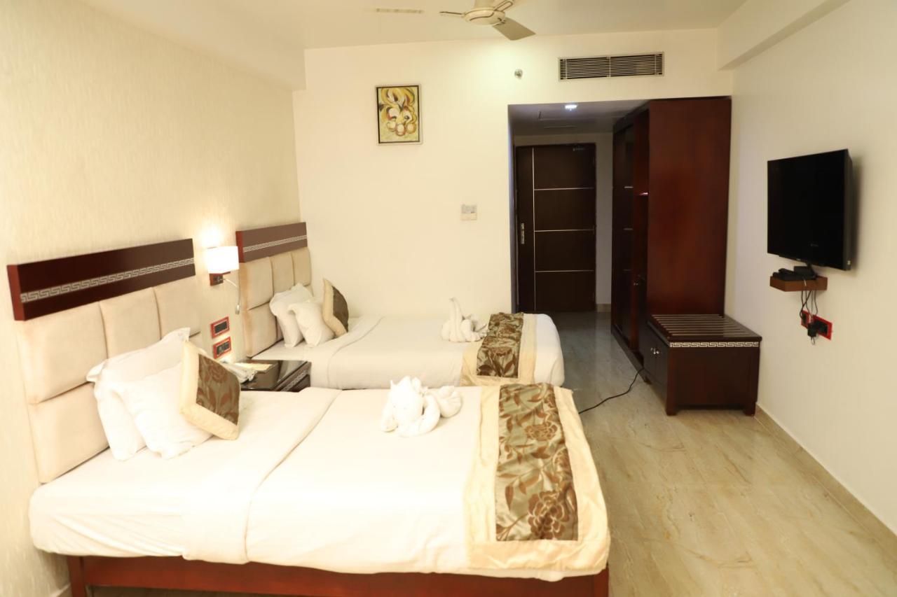 Republic Hotel Patna  Exteriör bild